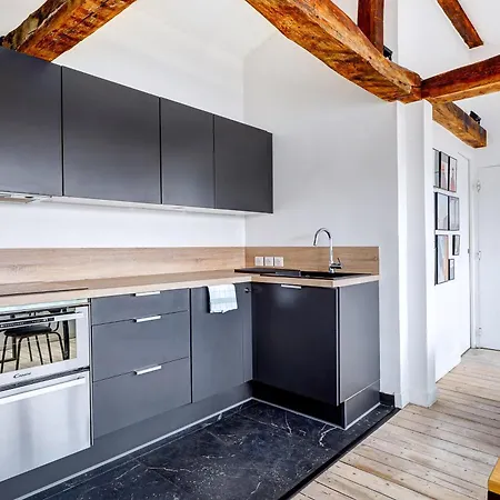 Un Eclat De Lumiere En Plein Apartamento
